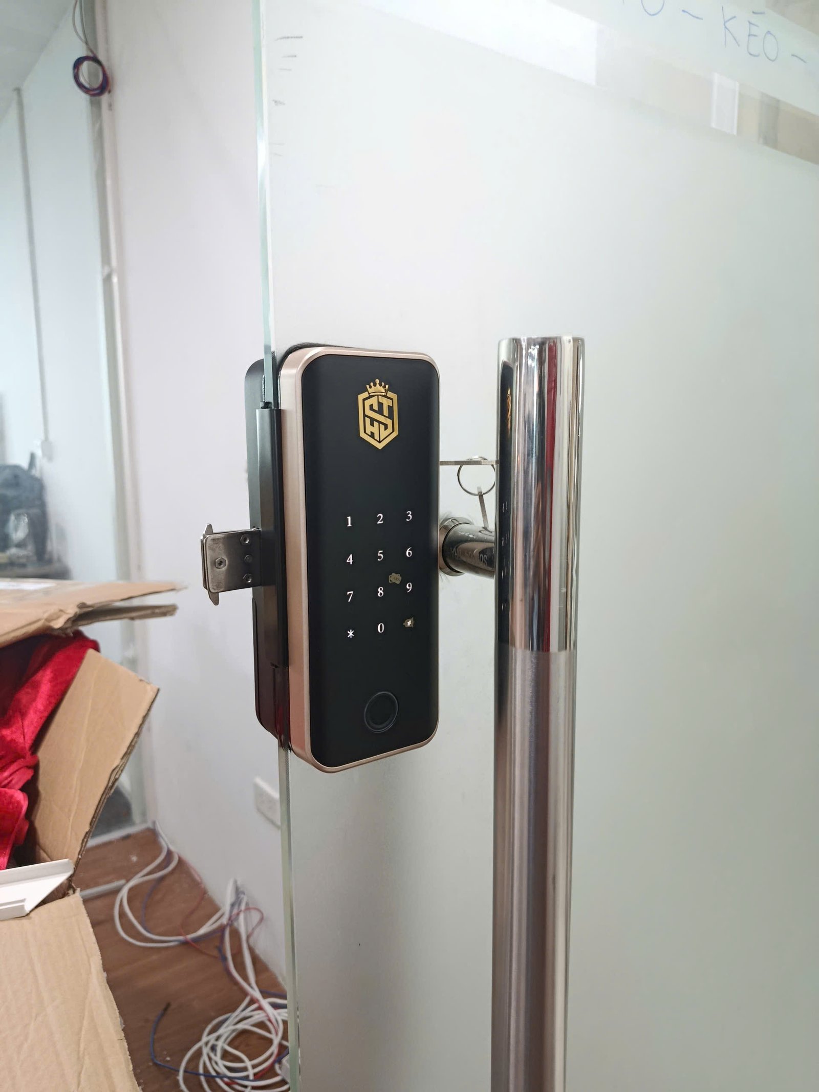Khóa thông minh cửa kính G6T25-HTS-K01 - Ảnh 3
